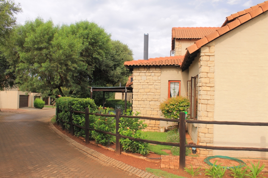 3 Bedroom Property for Sale in The Coves North West